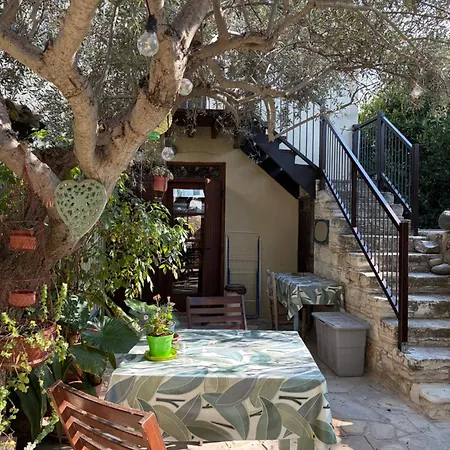 Affittacamere Avli-the Courtyard 4*